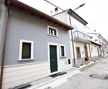 ...Ecche Se Dorme Bed & Breakfast Castelvecchio Subequo Ngoại thất bức ảnh