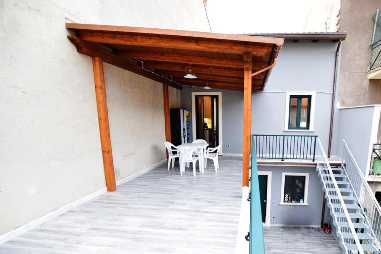 ...Ecche Se Dorme Bed & Breakfast Castelvecchio Subequo Ngoại thất bức ảnh